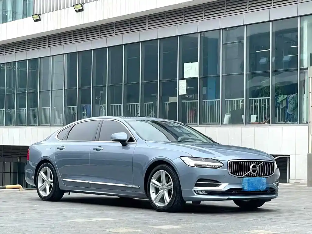 Volvo S90 — фото 2