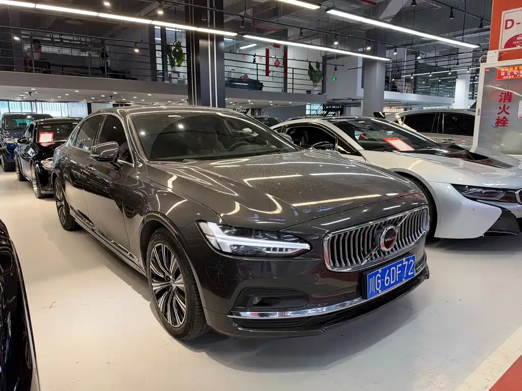 Volvo S90 — фото 3
