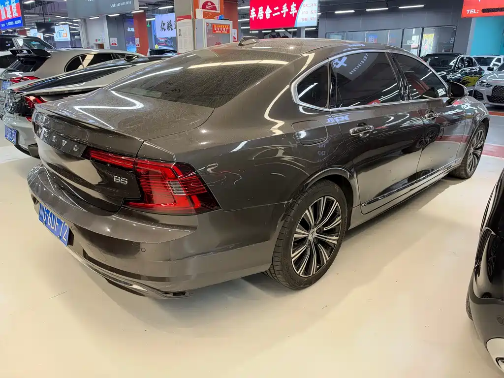 Volvo S90 — фото 10