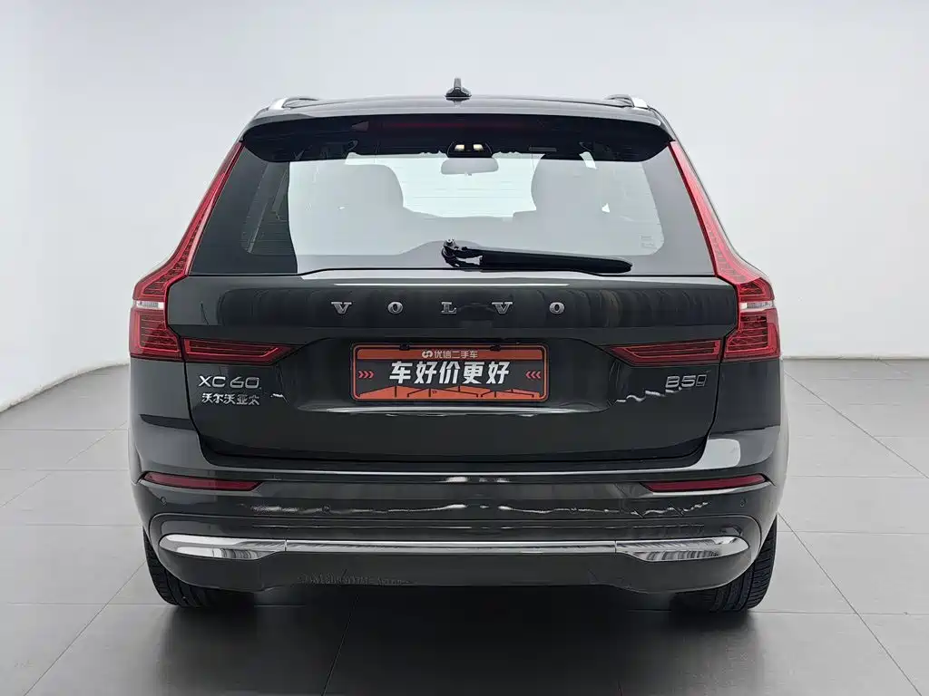 Volvo XC60 — фото 4
