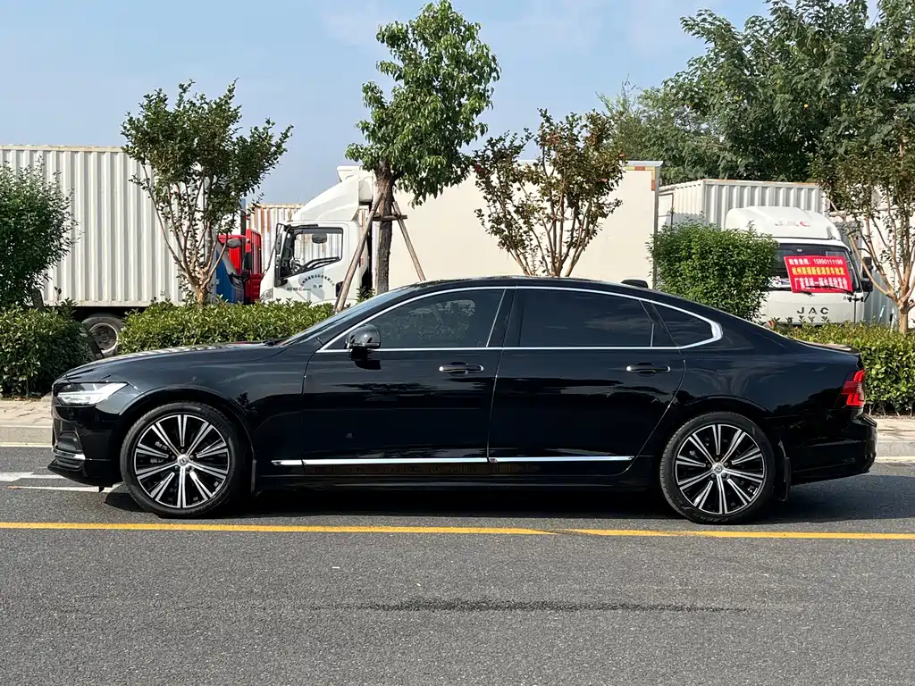 Volvo S90 — фото 3