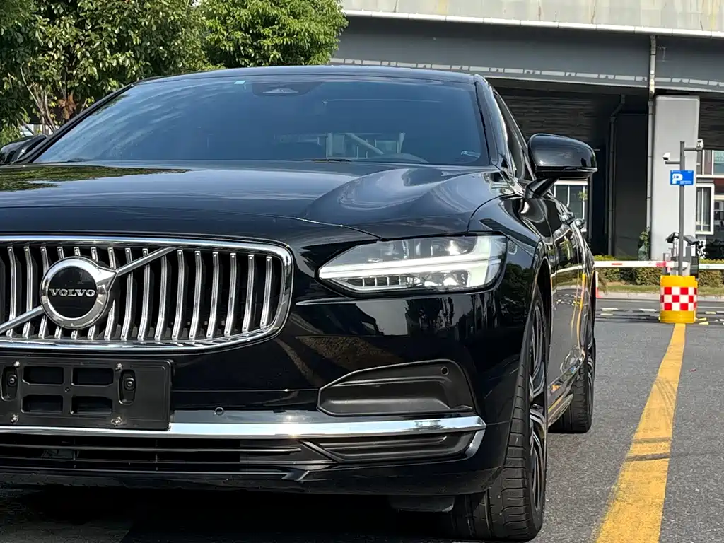 Volvo S90 — фото 7