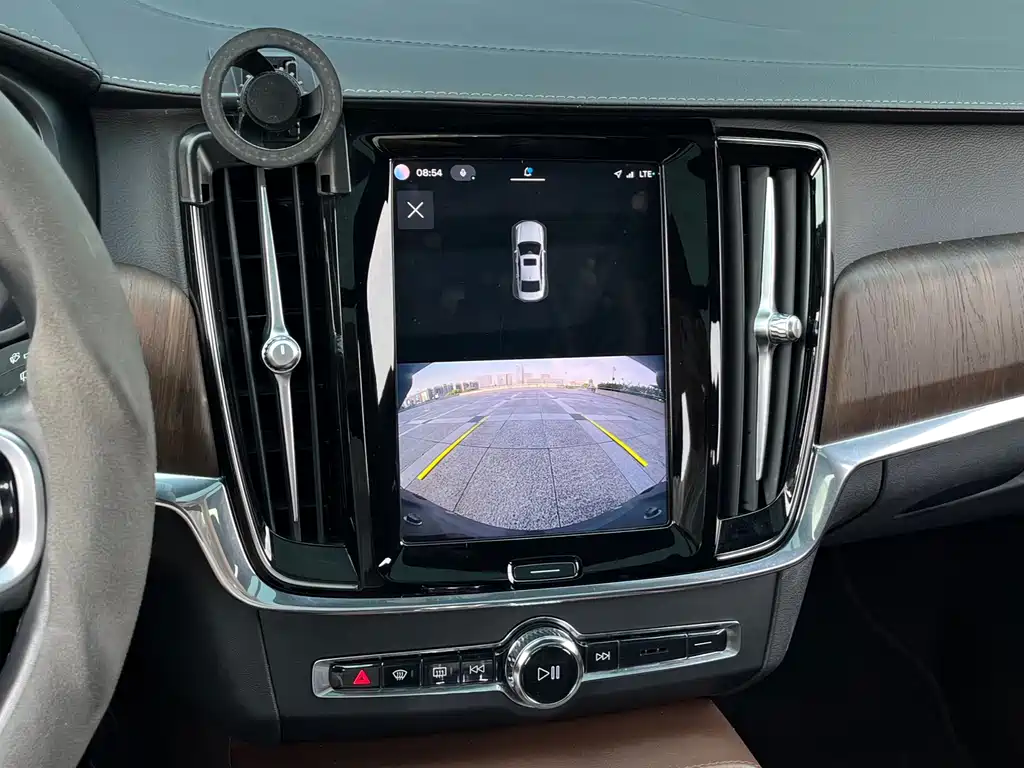 Volvo S90 — фото 10