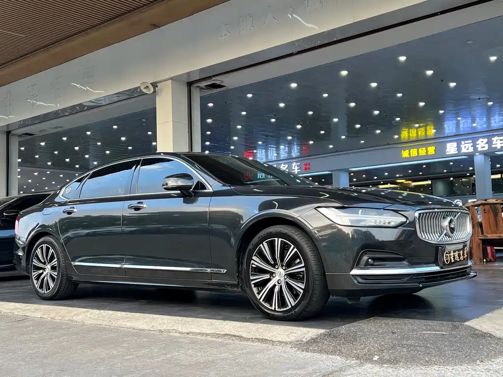 Volvo S90 — фото 3