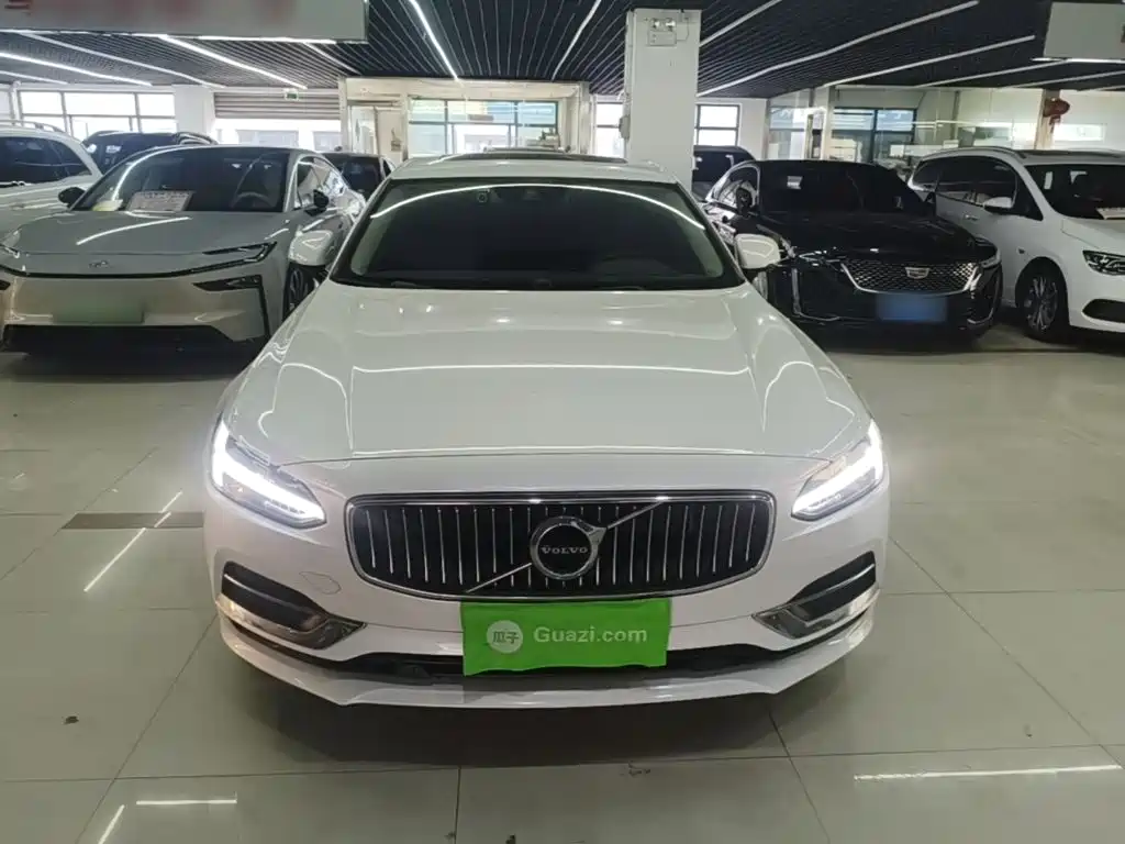 Volvo S90 — фото 2