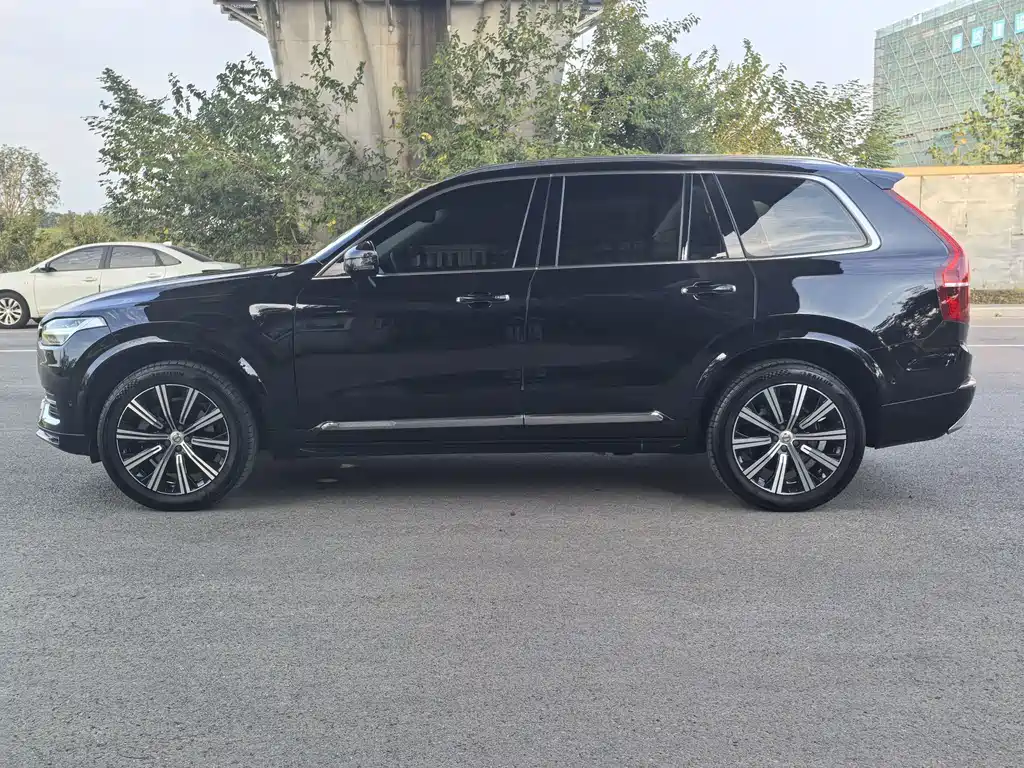 Volvo XC90 — фото 4