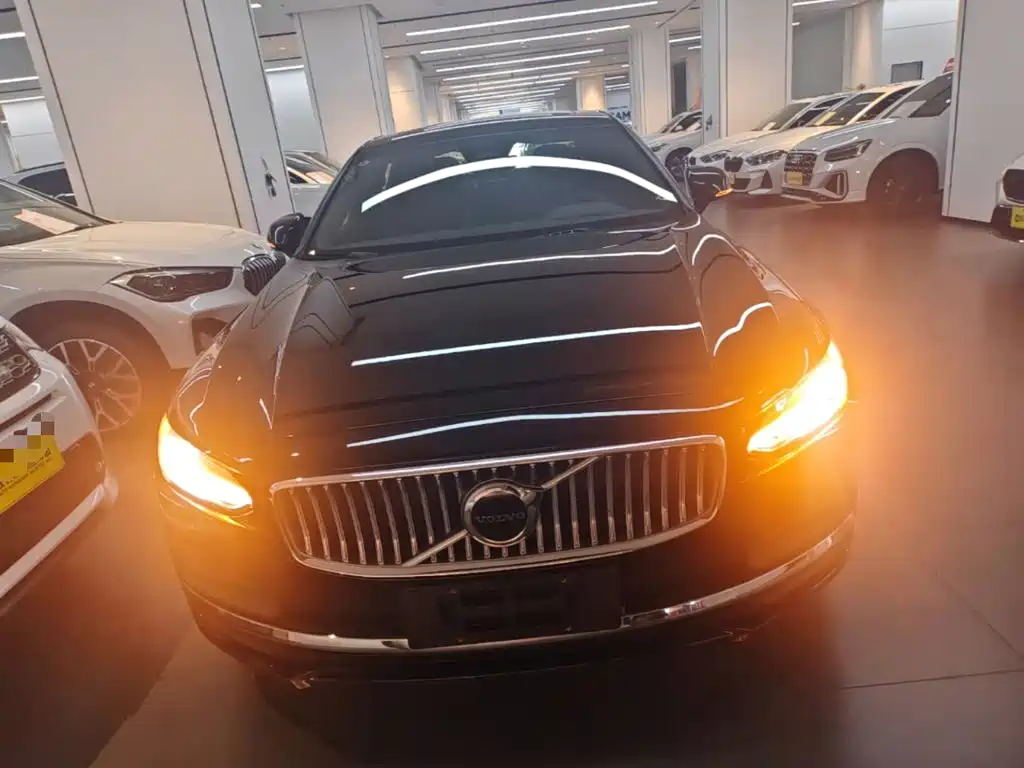 Volvo S90 — фото 2