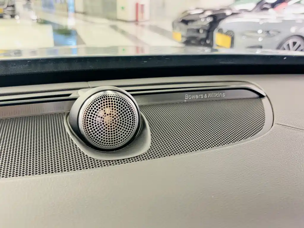 Volvo XC90 — фото 13
