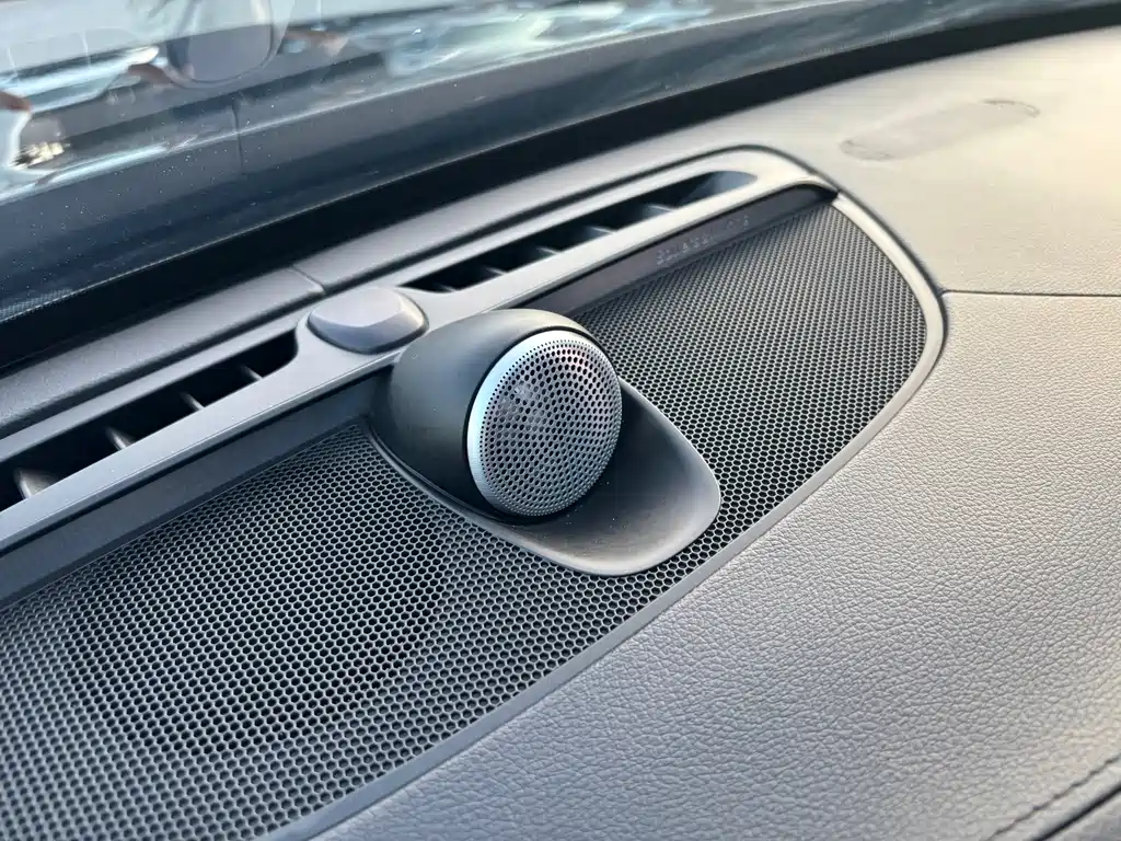 Volvo XC90 — фото 9
