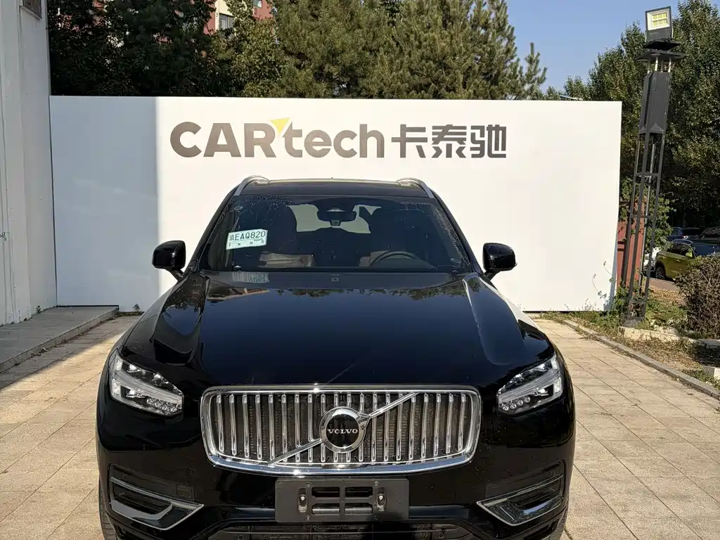 Volvo XC90 — фото 4