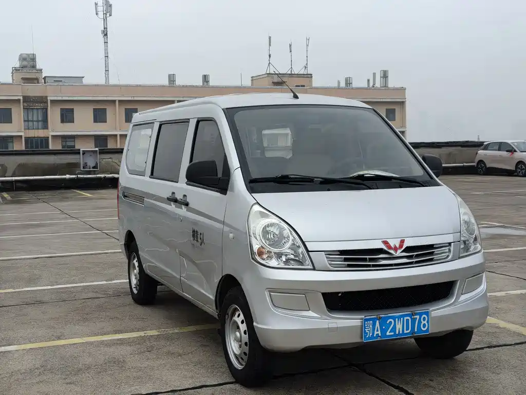 Wuling Rongguang — фото 2