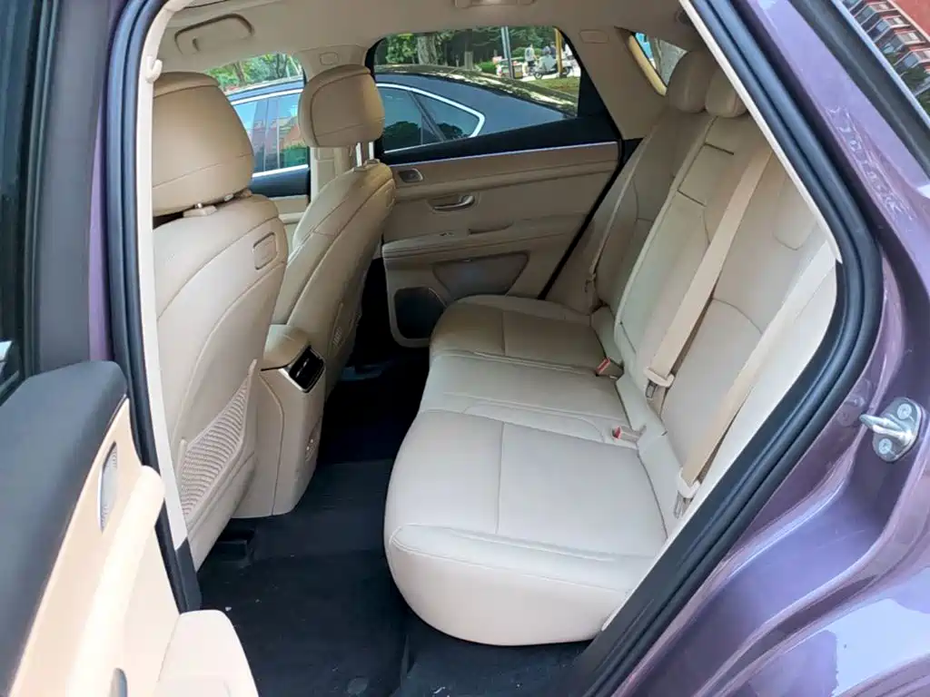 AITO AITO M5 — фото 17