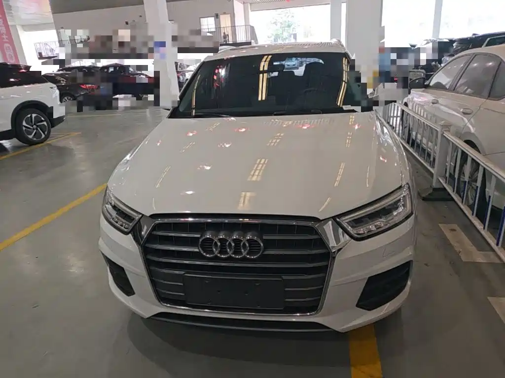 Audi Q3 — фото 2