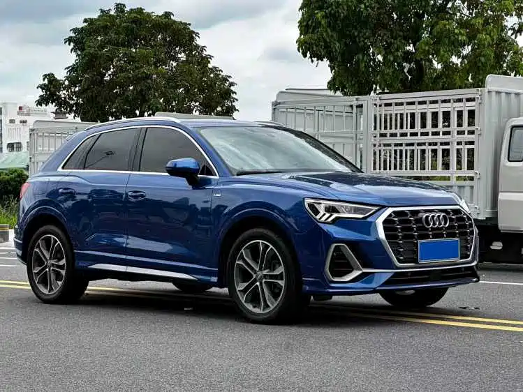 Audi Q3 — фото 3