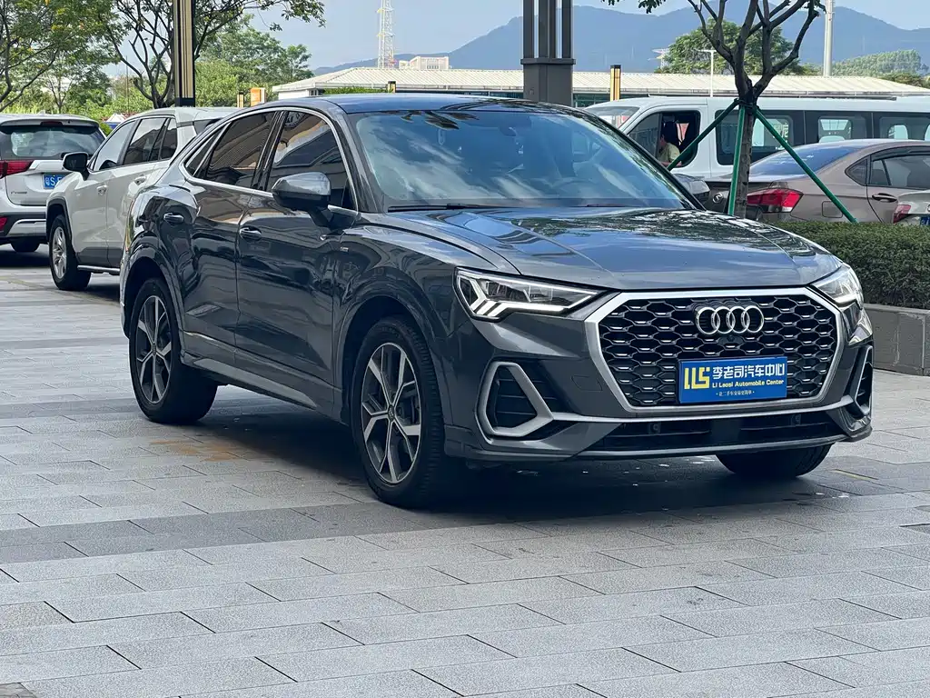 Audi Q3 Sportback — фото 3