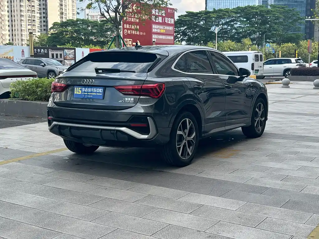 Audi Q3 Sportback — фото 6