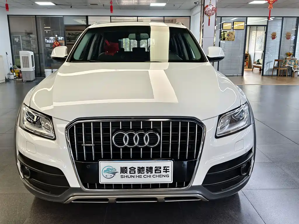 Audi Q5 — фото 3