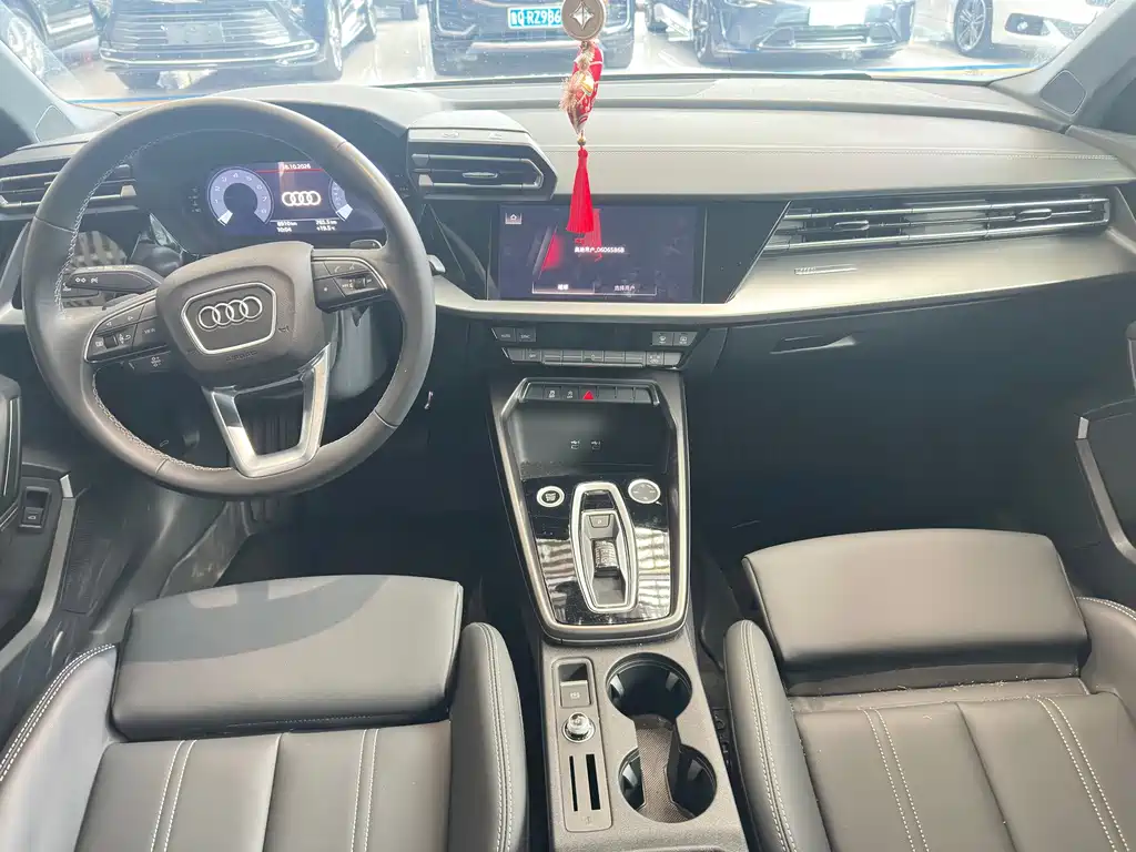 Audi A3 — фото 7