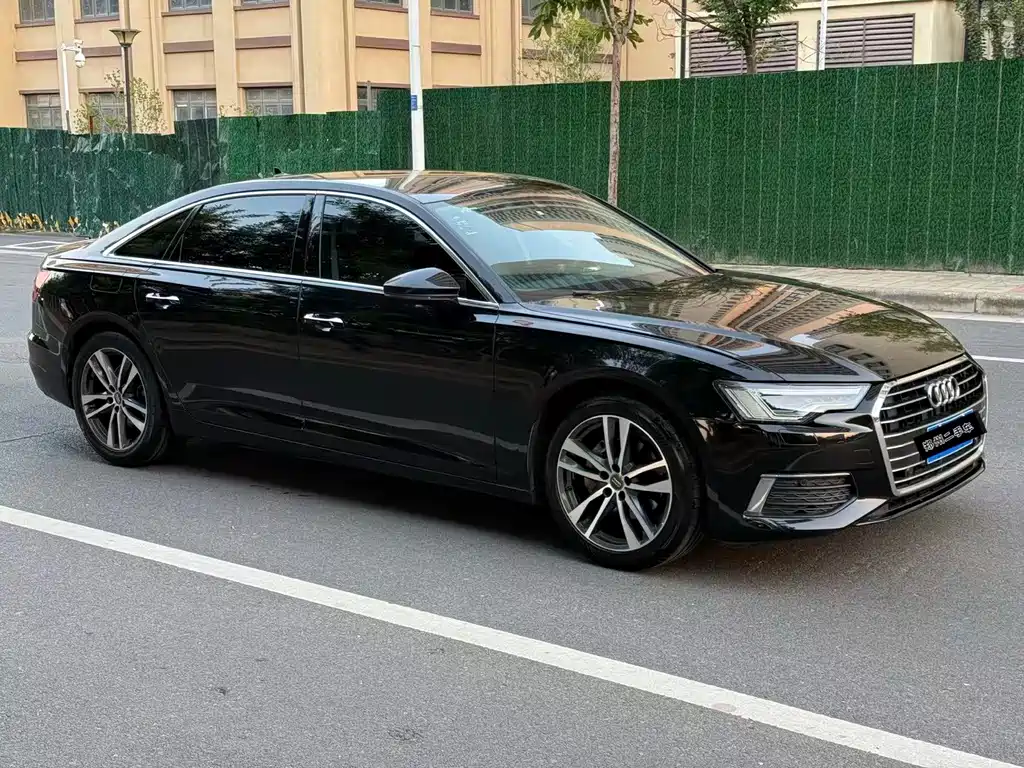 Audi A6L — фото 3
