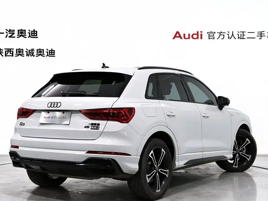 Audi Q3 — фото 4