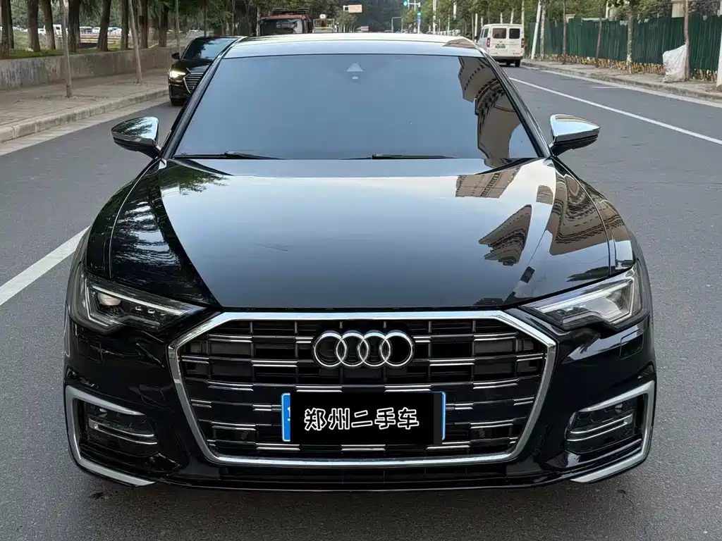 Audi A6L — фото 2