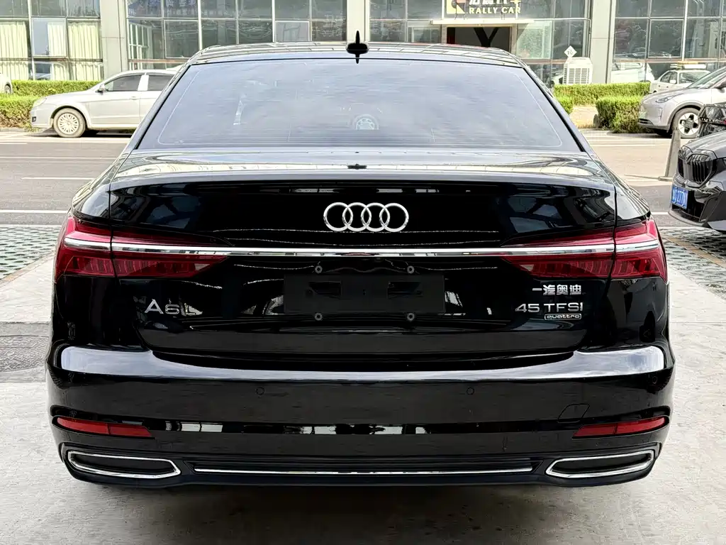 Audi A6L — фото 5