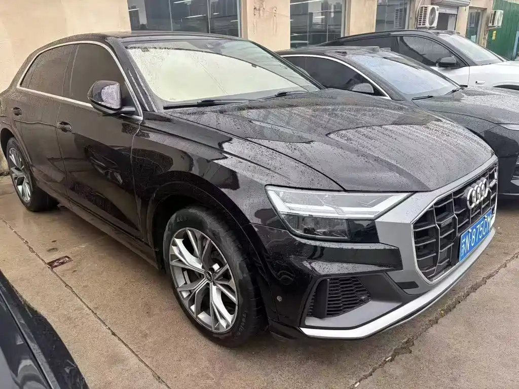 Audi Q8 — фото 2