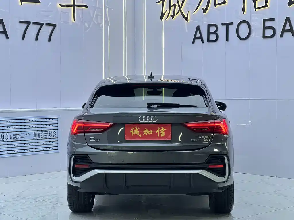 Audi Q3 Sportback — фото 5