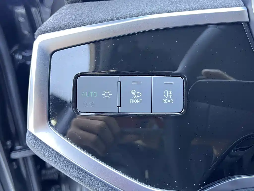 Audi Q3 Sportback — фото 9