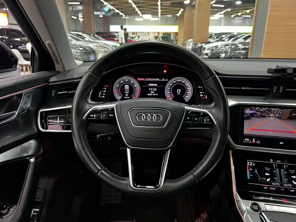 Audi A6L — фото 2