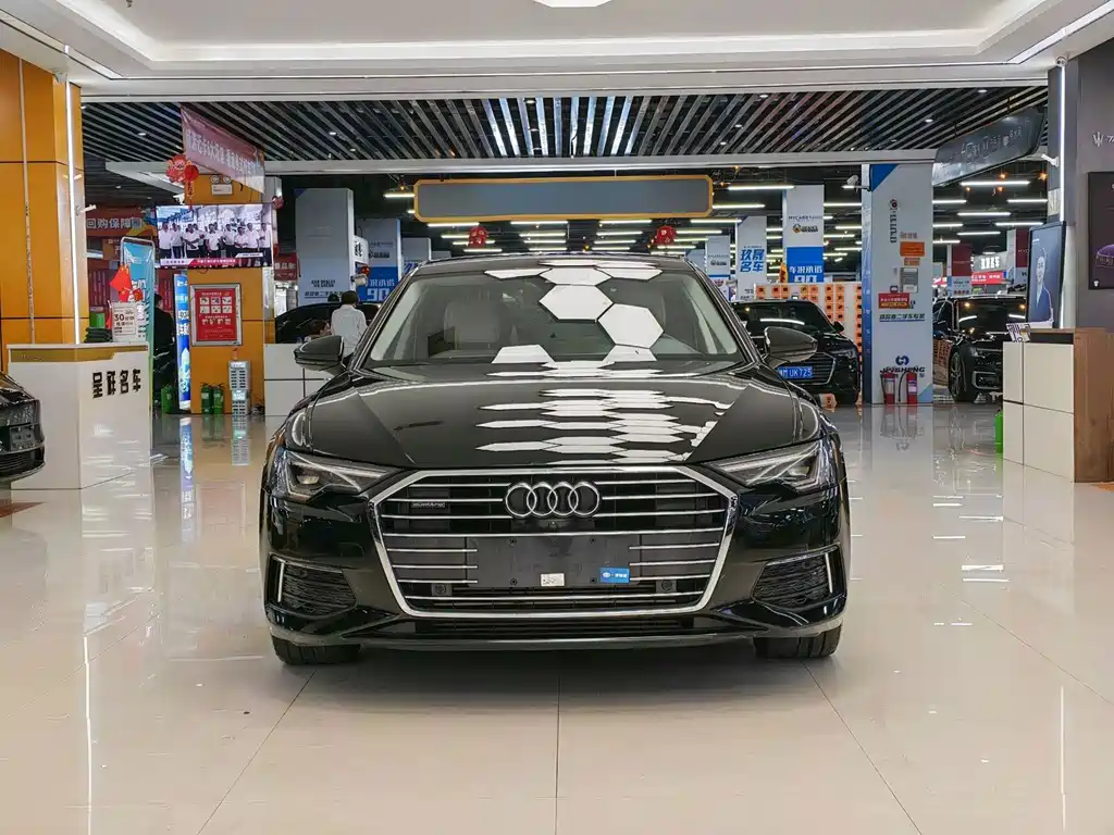 Audi A6L — фото 2