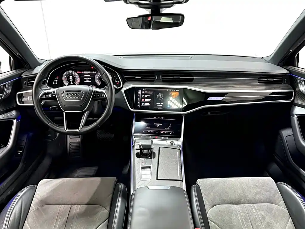 Audi A6L — фото 9