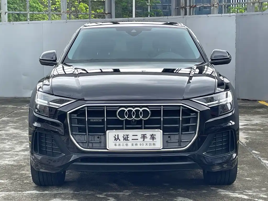 Audi Q8 — фото 2