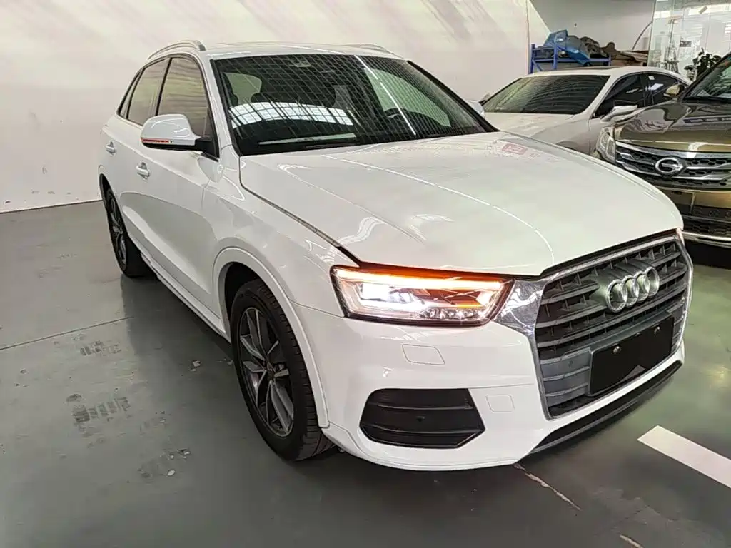 Audi Q3 — фото 3