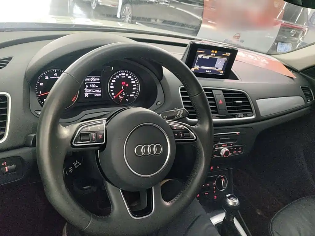 Audi Q3 — фото 9