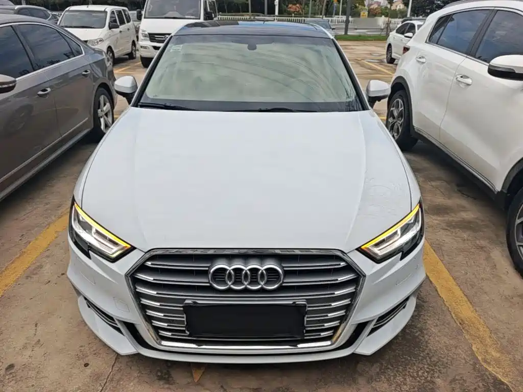 Audi A3 — фото 2