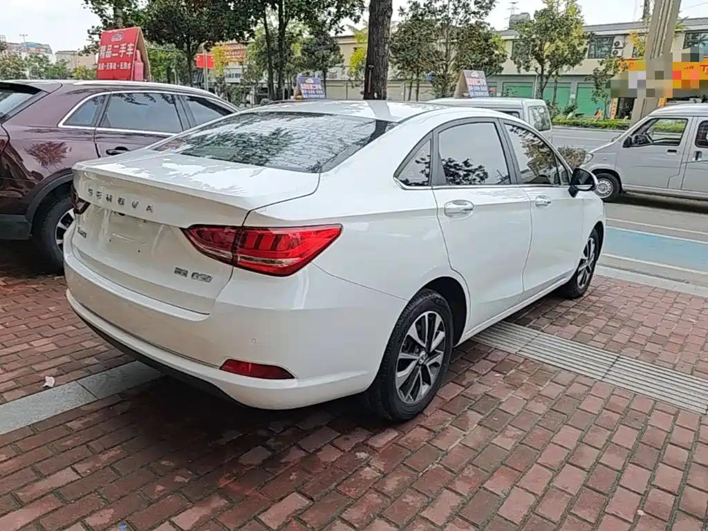 BAIC Senova D50 — фото 6