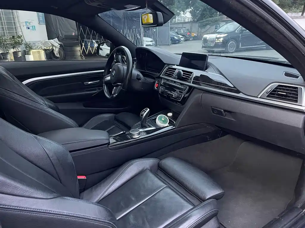 BMW 4 Series — фото 5