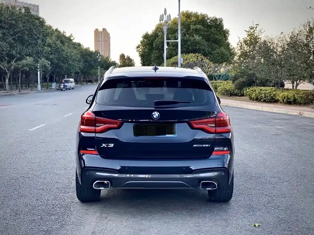 BMW X3 — фото 3