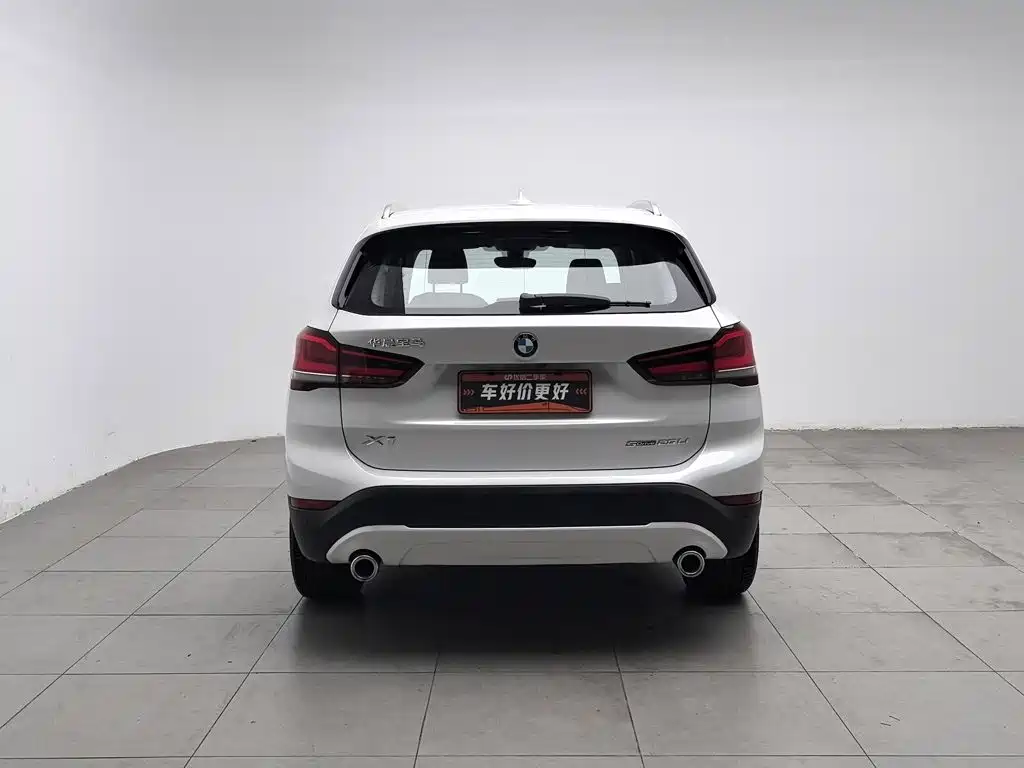 BMW X1 — фото 4