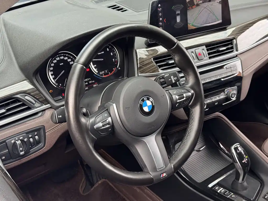 BMW X1 — фото 17