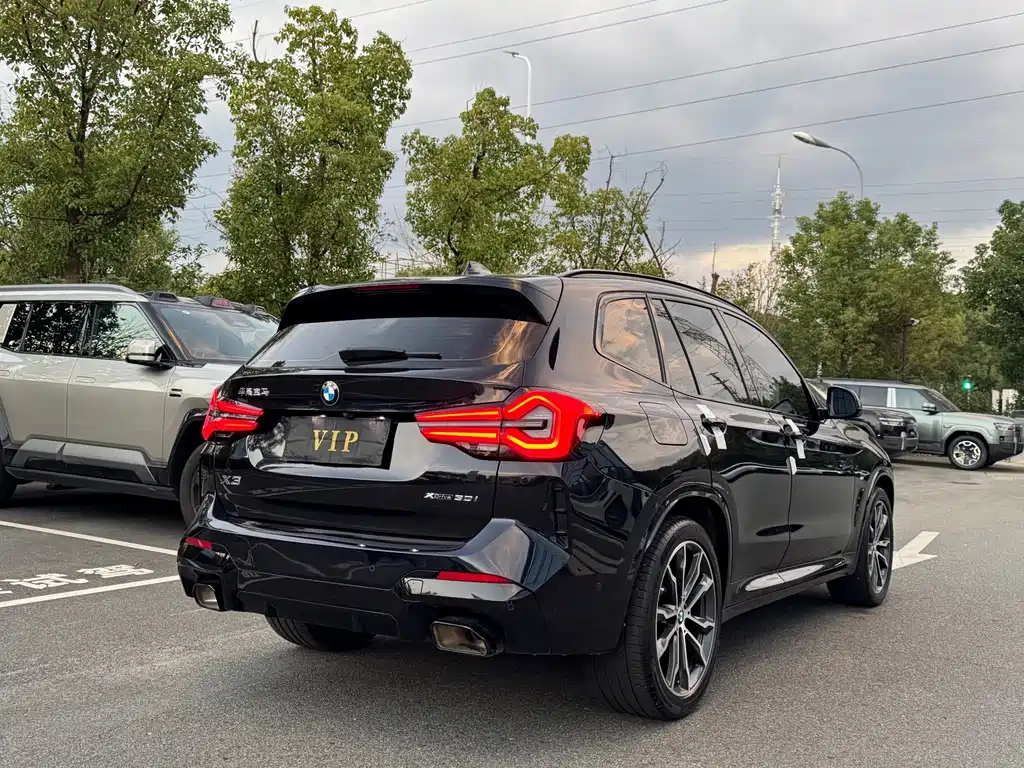 BMW X3 — фото 21