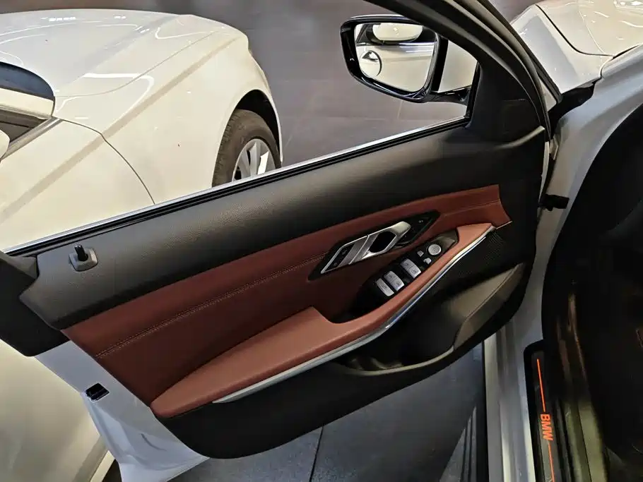 BMW i3 — фото 7