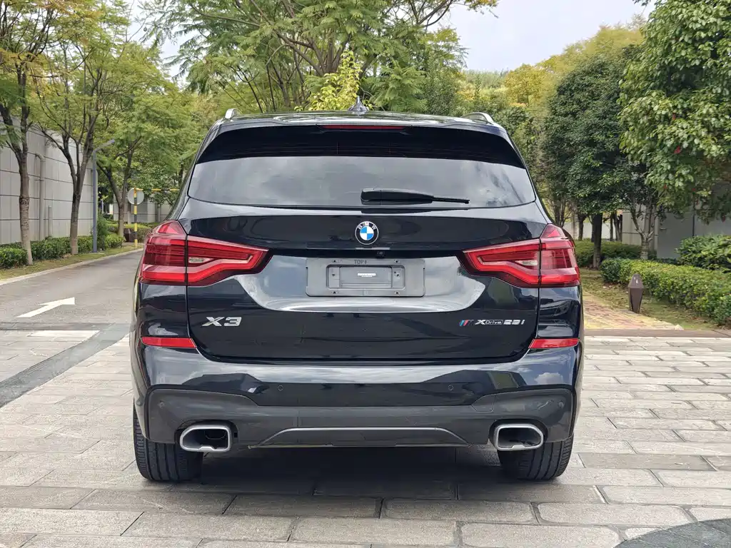 BMW X3 — фото 19