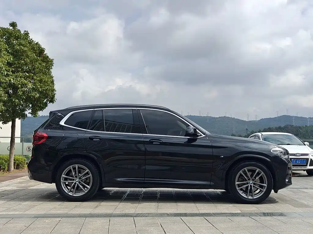BMW X3 — фото 4