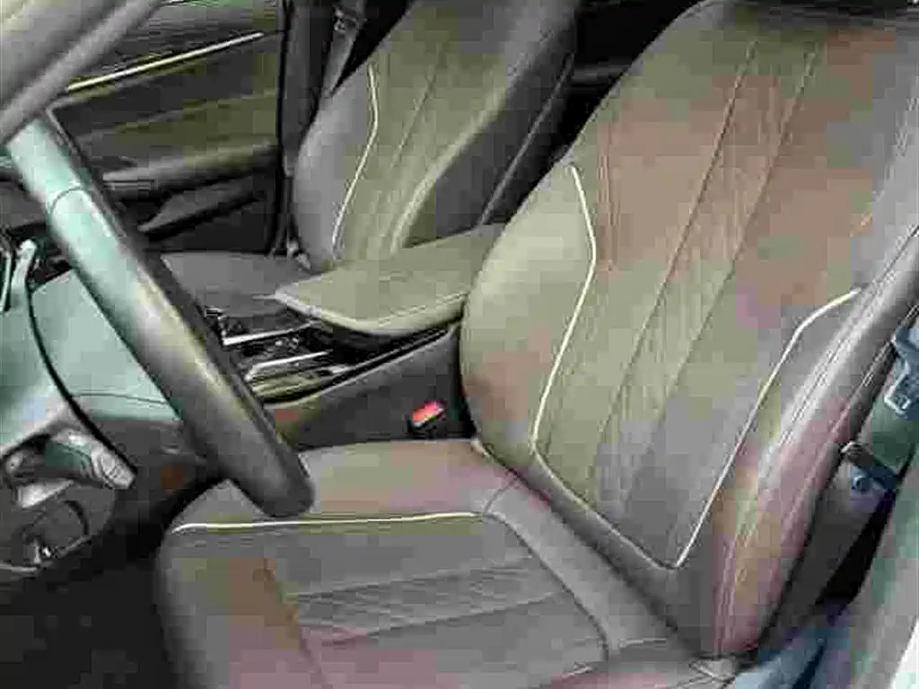 BMW 5 Series — фото 5