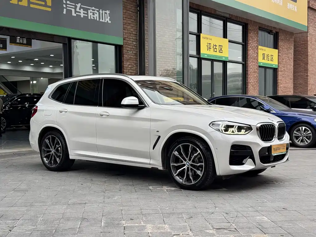 BMW X3 — фото 3