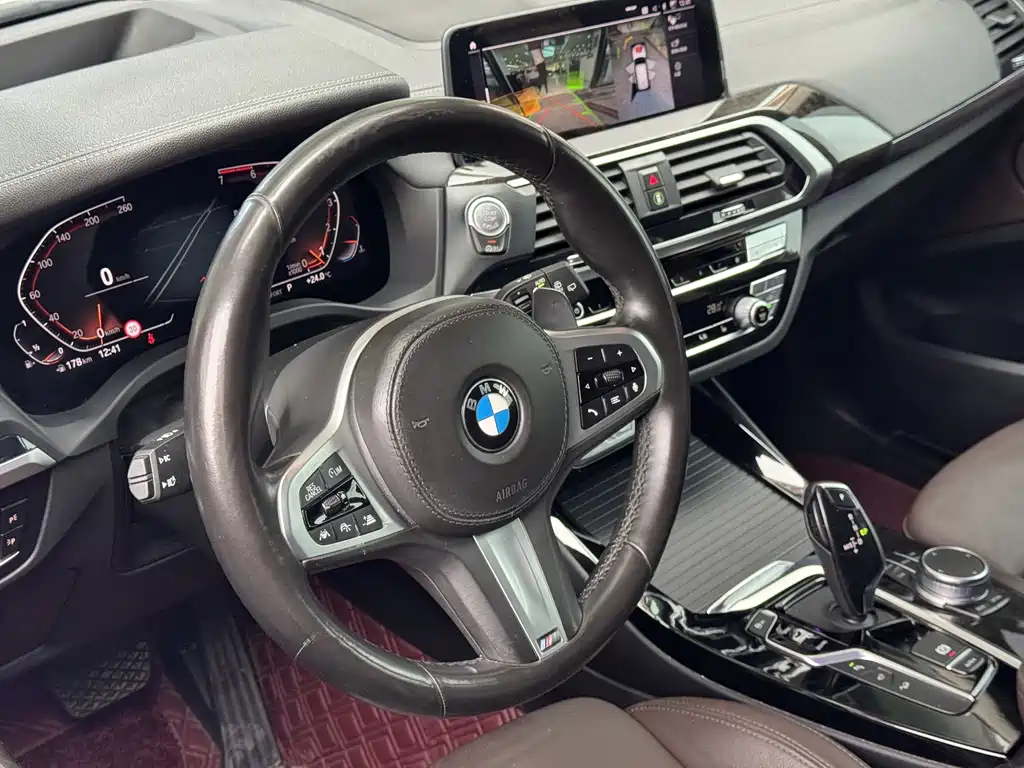 BMW X3 — фото 23