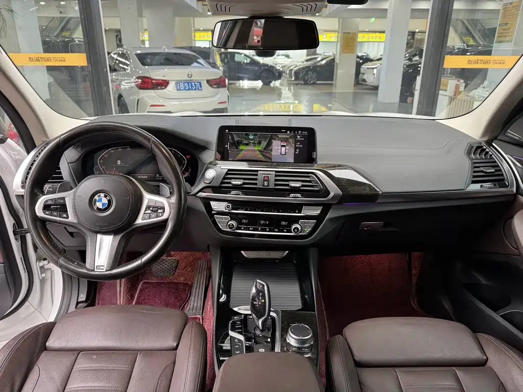 BMW X3 — фото 10