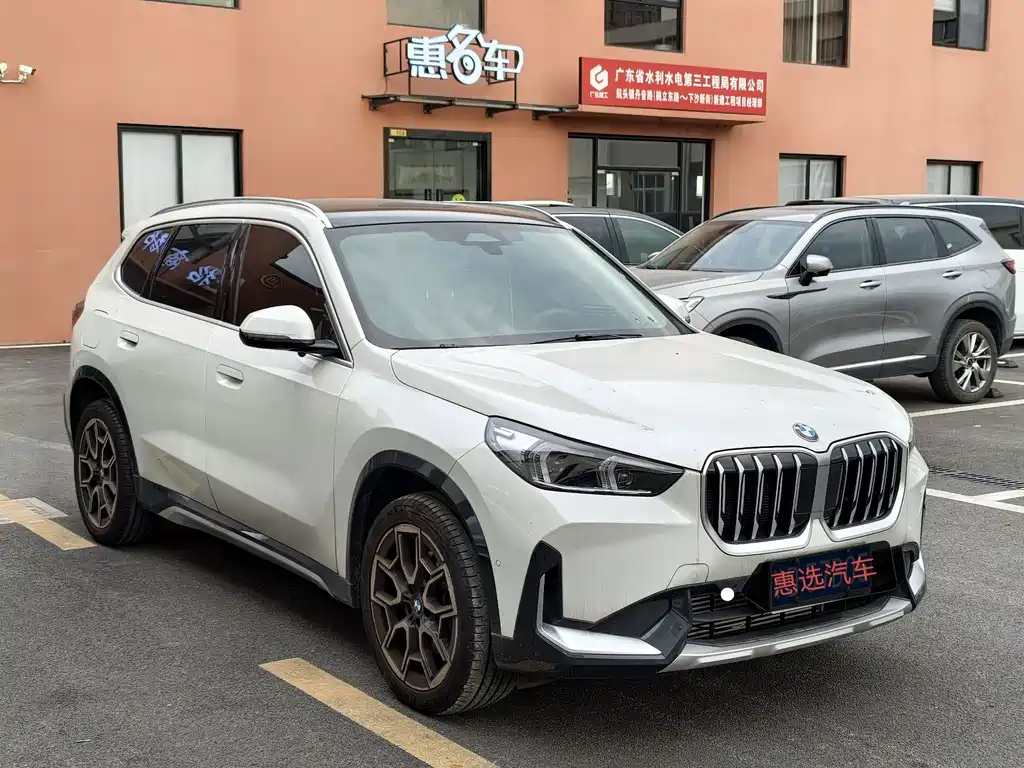 BMW X1 — фото 3